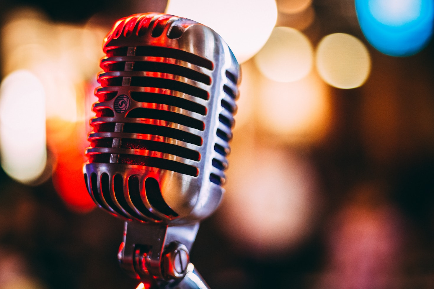 Empowering Voices: The Impact of Independent Radio